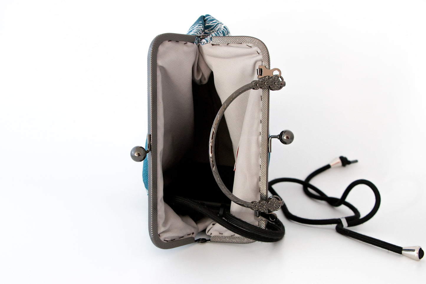 Sac à Main avec fermoir Métallique
