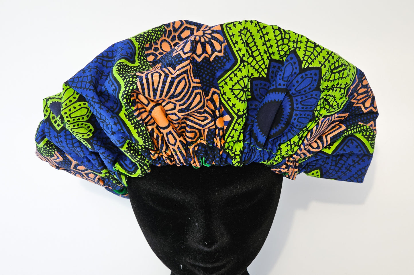 Bonnet en Satin
