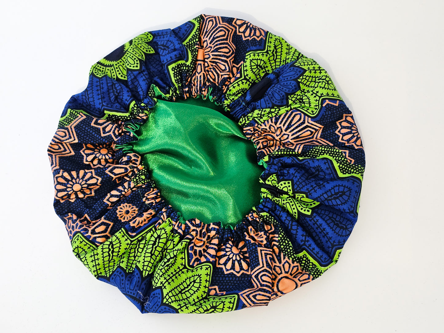 Bonnet en Satin