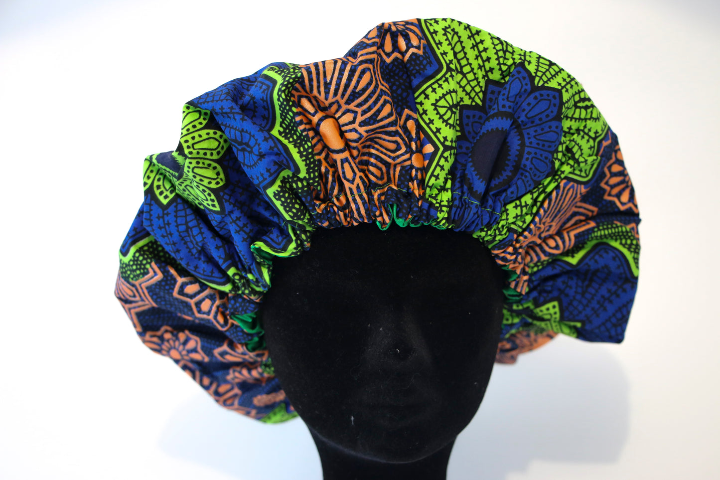 Bonnet en Satin