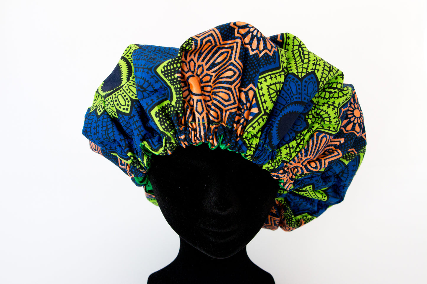 Bonnet en Satin