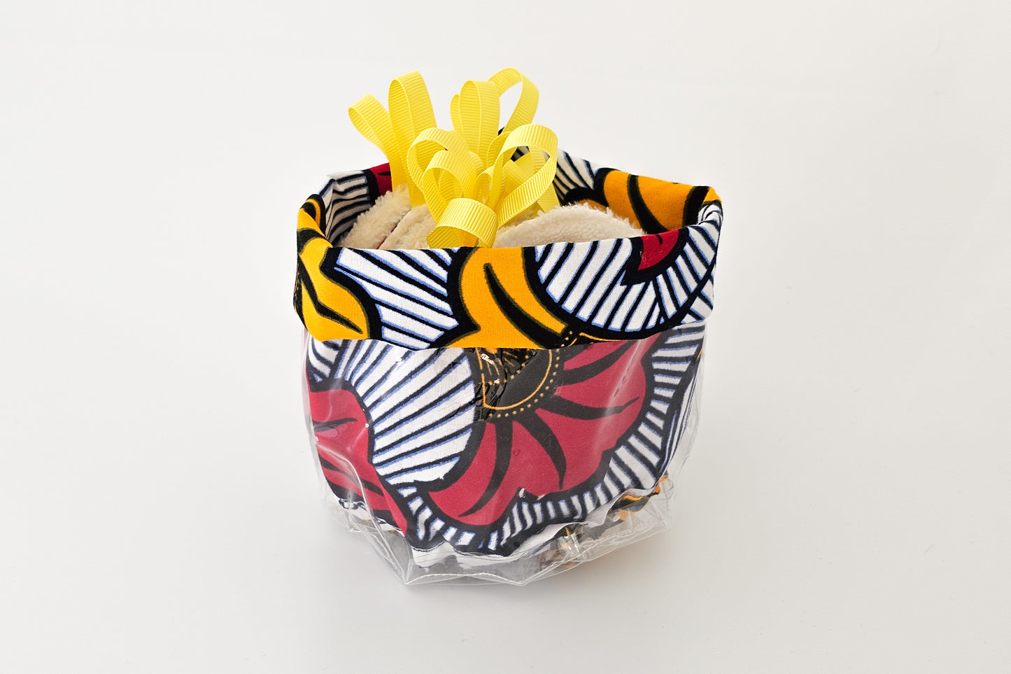 Panier avec lingettes démaquillante