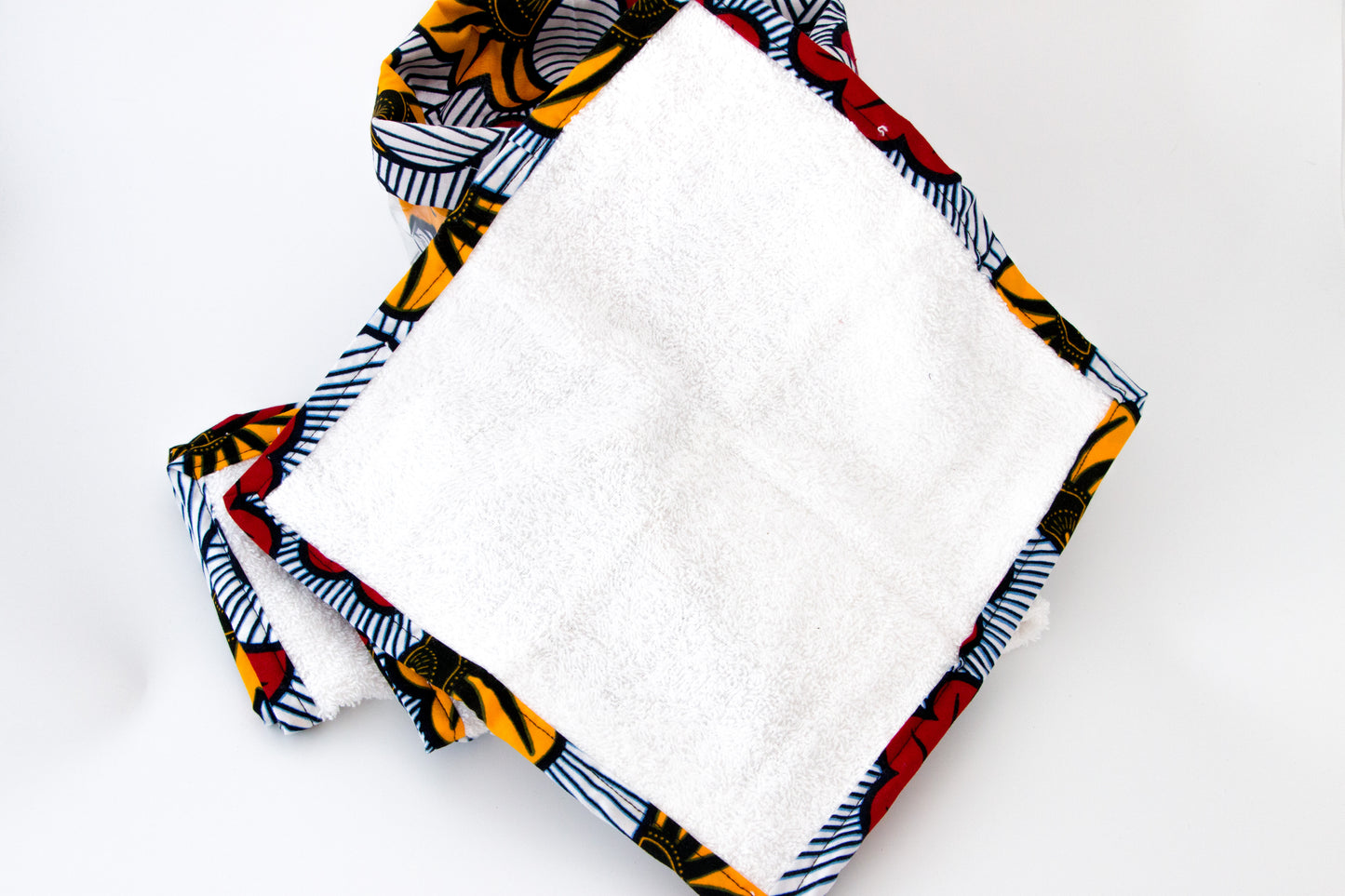 Panier avec serviette à main