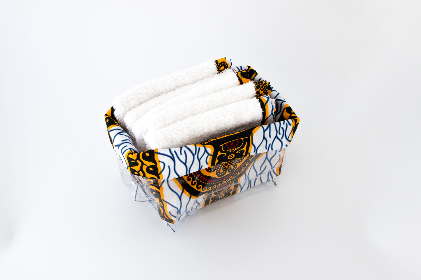 Panier avec serviette à main
