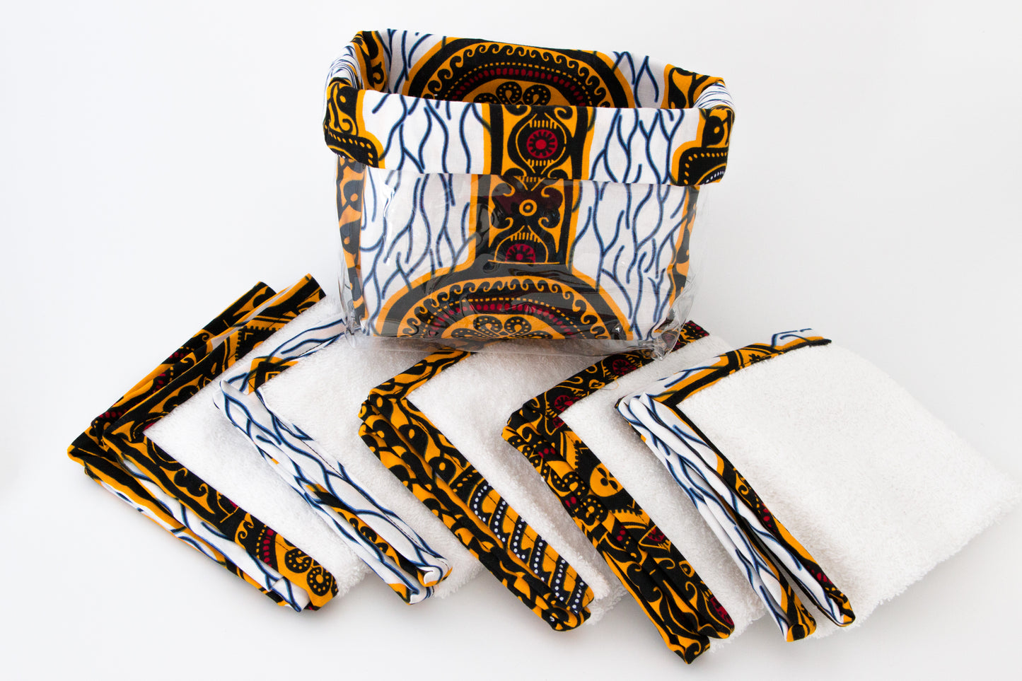 Panier avec serviette à main