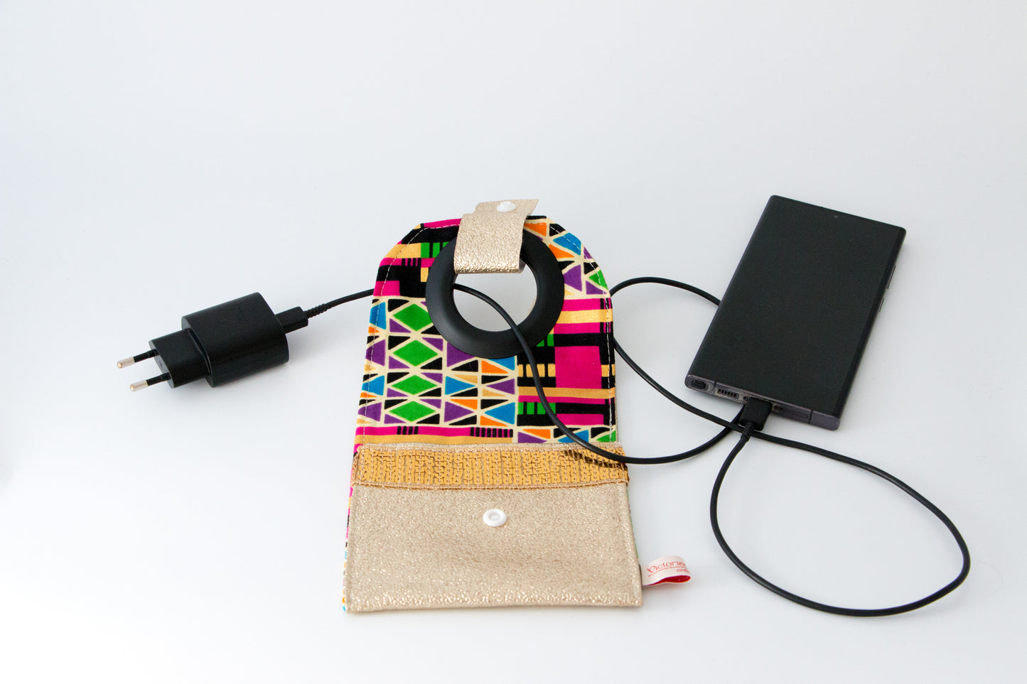 Etui à chargeur pour téléphone